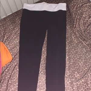 Victoria’s Secret pink leggings